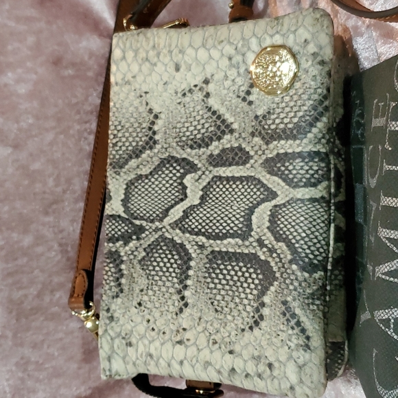 Vince Camuto Crossbody bag - Picture 2 of 13